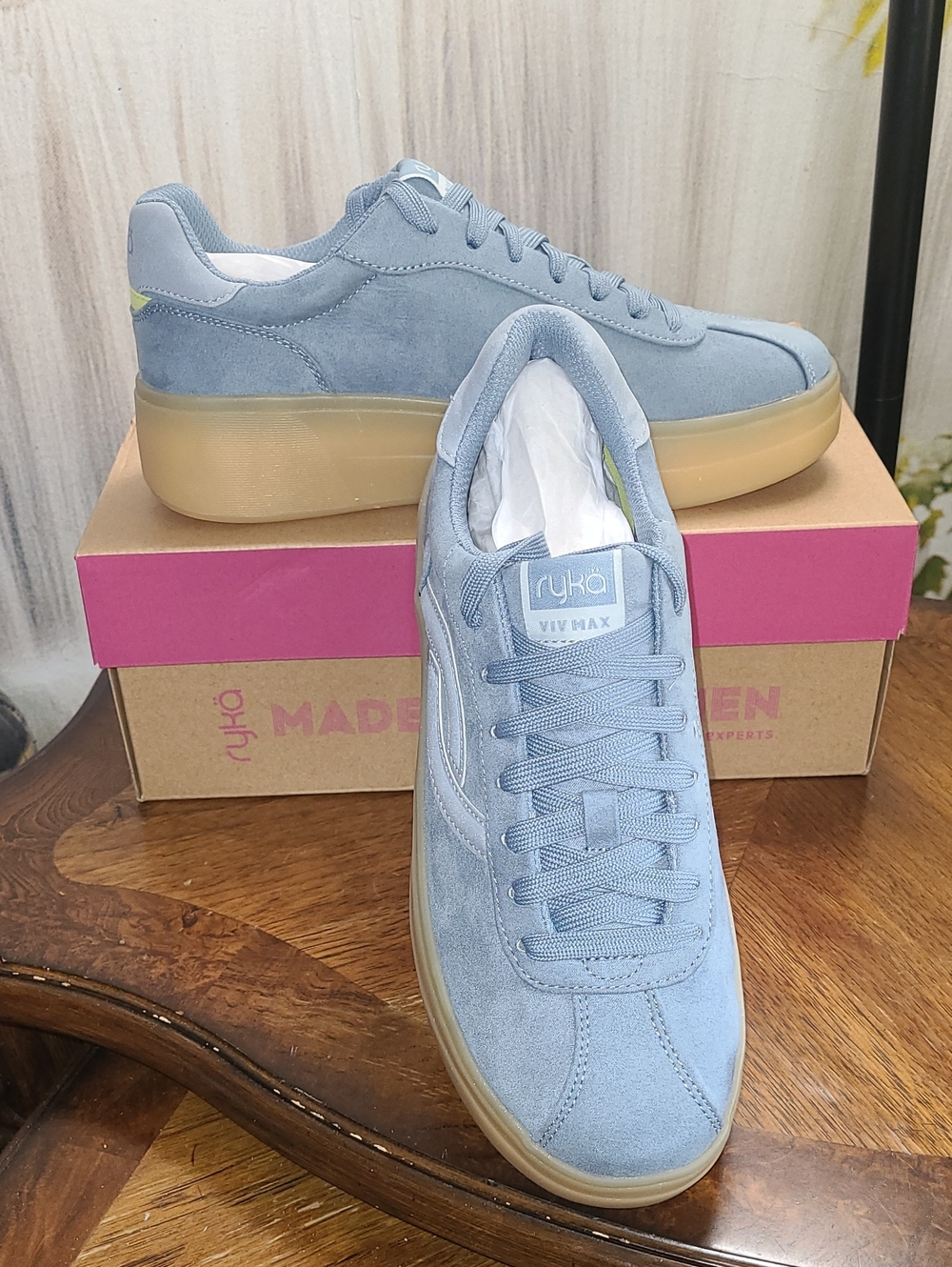 New in box! Ryka Viv Max Womens 8 Wide Citadel Blue Faux Suede Platform Sneakers